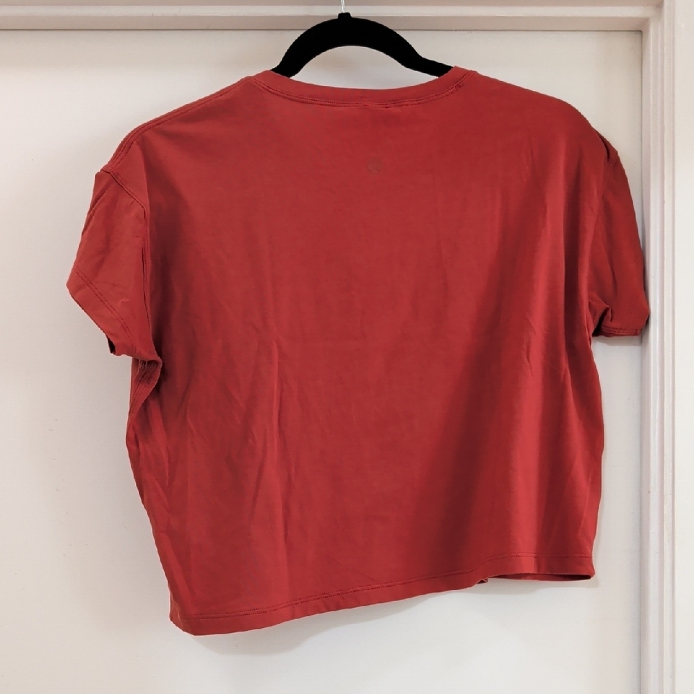 Lululemon Cates Tee in Aztec Brick EUC - Picture 4 of 6